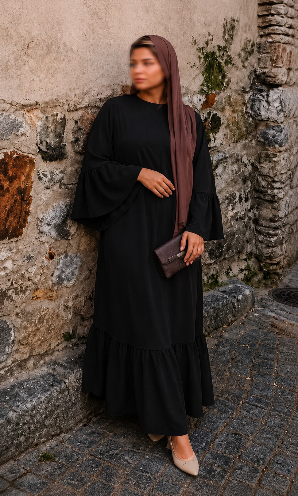 Abaya pétale de rose à manches et bas volants