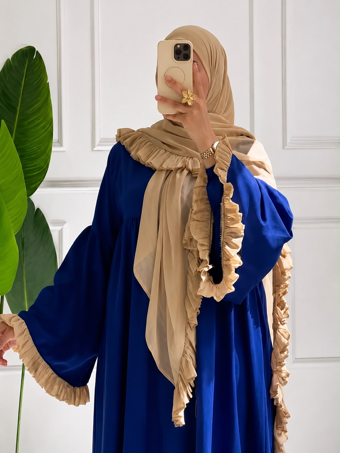 Abaya Naïla – Froncée à la poitrine & Hijab carré volant assorti