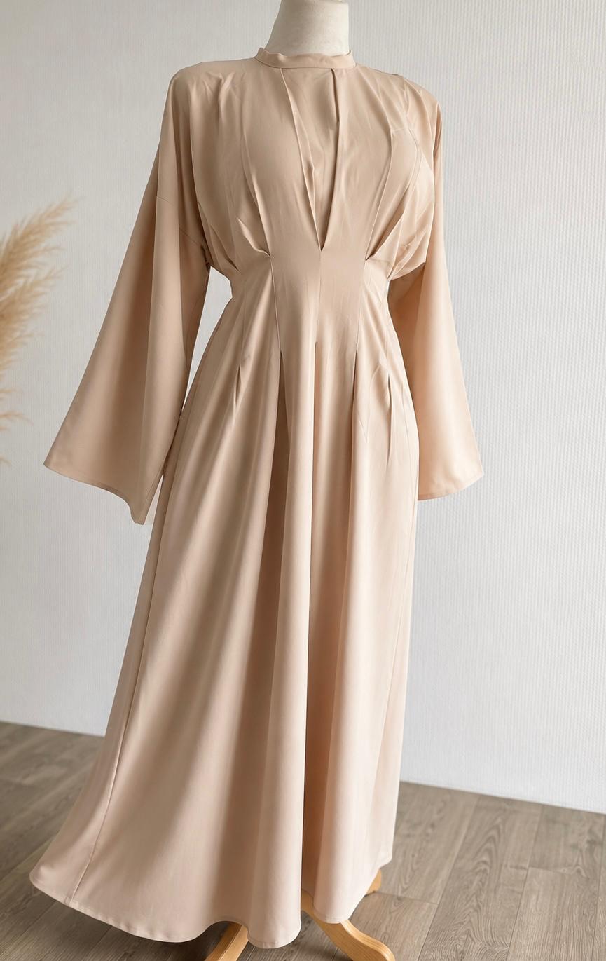 Abaya longue cintrée plissée avec liens à nouer ajustable