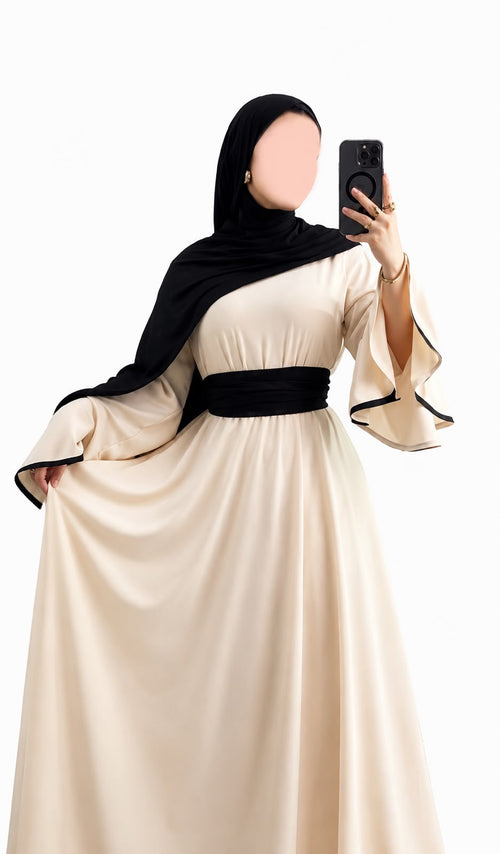 Abaya ceinturée à manches volantées