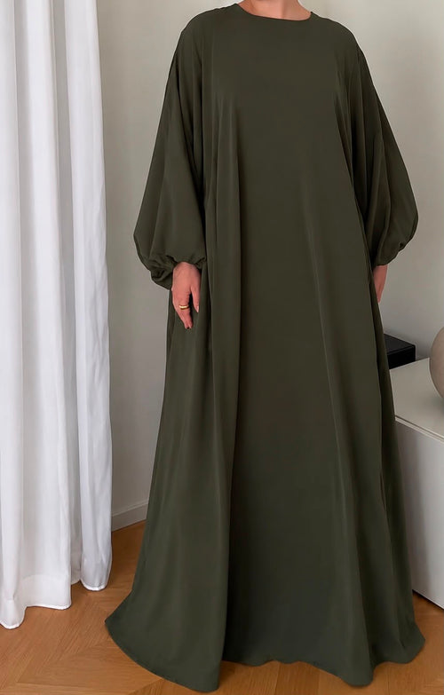Abaya à manches ballon – Fronce en pointe au dos