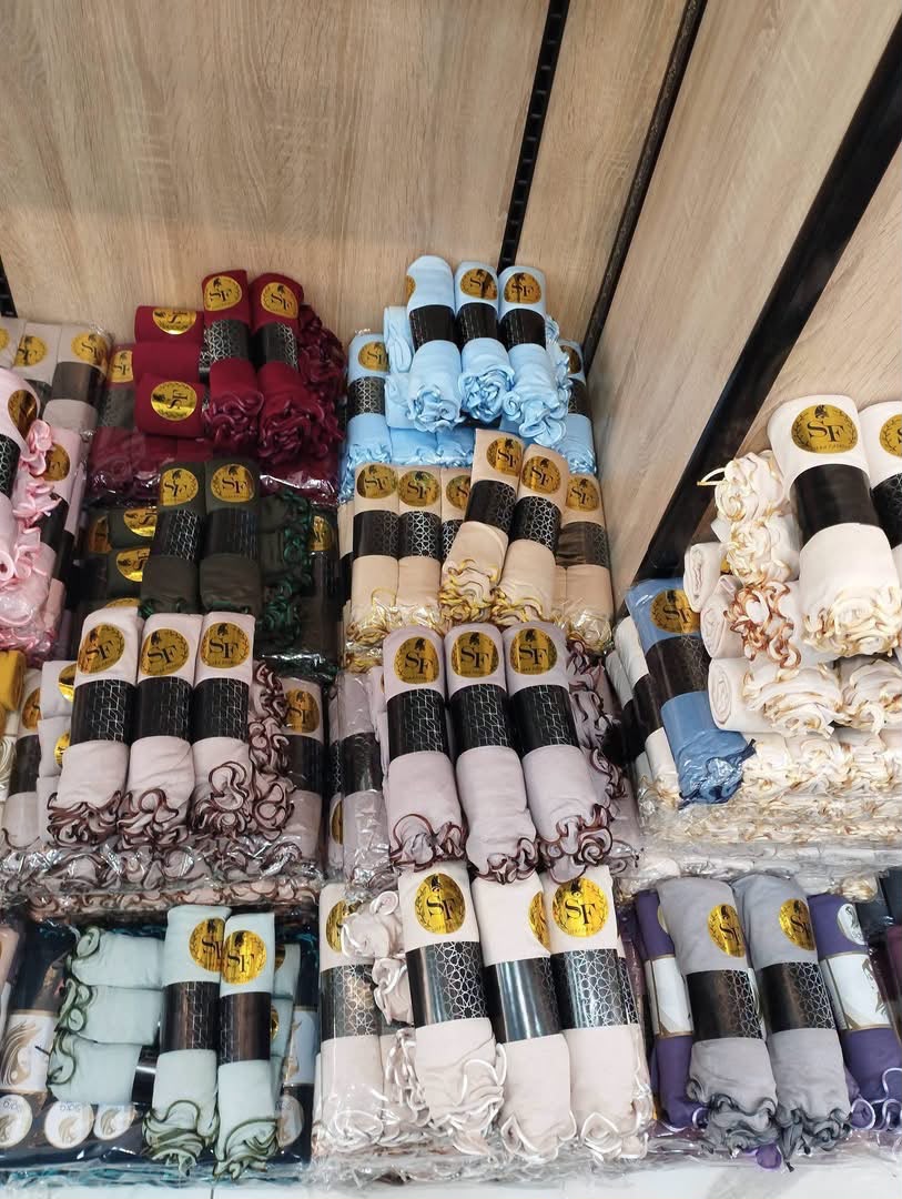 Hijab Bisou-Bisou Jersey à bords Ondulés